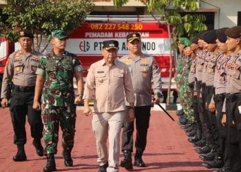 Pj Bupati Jepara Edy Supriyanta meninjau persiapan antisipasi ancaman kebakaran hutan dan lahan.