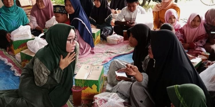 Aktivis perempuan sekaligus Wakil Sekretaris Pimpinan Pusat (PP) Fatayat NU Farida Farichah