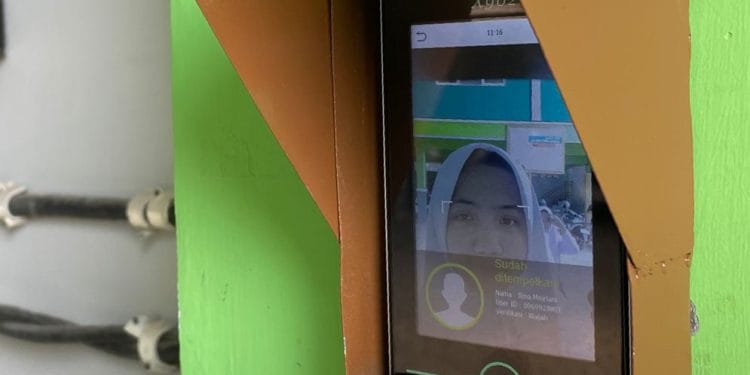 smk salafiyah kajen menuju smart school