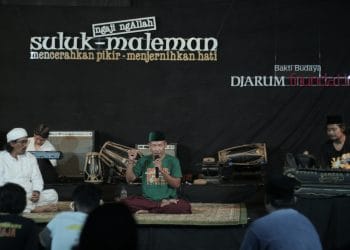 Suluk Maleman membahasa tentang bahasa dan makna