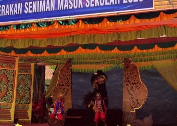 Siswa SD Badegan 02 Margorejo Pati pentas drama.