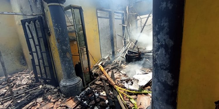 Kebakaran rumah di Dukuh Demangan Desa Wotan, Sukolilo, Pati.