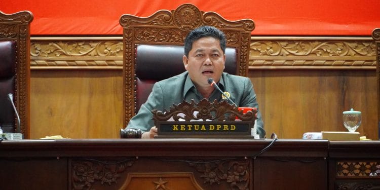 Ketua DPRD Pati Ali Badrudin.