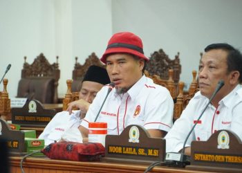 Kepala Desa Ngagel Dukuhseti Pati Suwardi menyuarakan kegelisahan kepala desa di Pati.