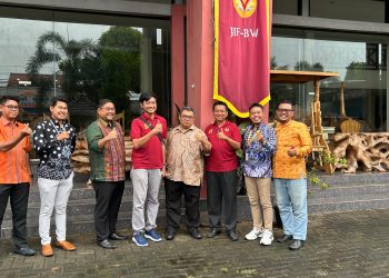 Rombongan dari Malaysia mengunjungi even pameran mebel internasional Jepara tahun 2024.