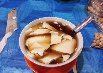 Wedang Tahu enak di Pati sekitar Pasar Rogowongso.