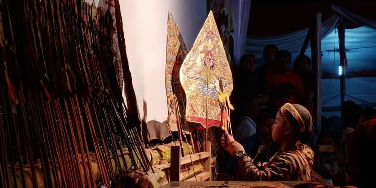 DPRD Pati Ajak Anak Muda Lestarikan Kesenian Wayang Kulit