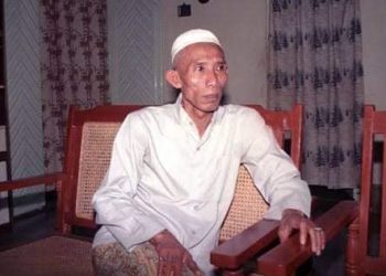 Foto Kyai Sahal sosok kiai asal Kajen-Pati yang produktif dalam menulis sejak muda.
