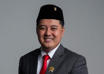 Anggota DPRD Pati Danu Ikhsan menyampaikan masukan kepada Dishub Pati.