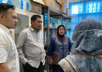 Anggota Komisi D DPRD Pati melakukan sidak di Puskesmas Gembong.