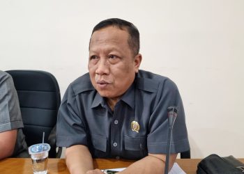 Anggota Komisi B DPRD Pati Sadikin berbicara soal revisi perda PKL.