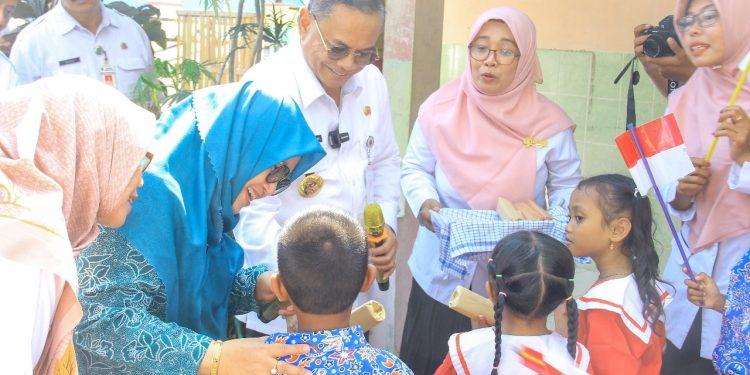 Bupati Pati dan Bunda PAUD Tinjau Langsung Sekolah PAUD dan TK di Kecamatan Winong