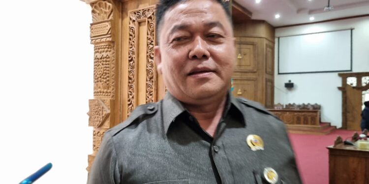 Ketua DPRD Pati Ali Badrudin.