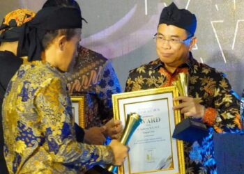 Bupati Pati Raih Penghargaan Jawa Pos Radar Kudus Award 2025 atas Gerak Cepat Pembangunan Infrastruktur Jalan