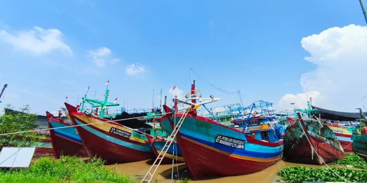 DPRD Pati Soroti Ribuan Kapal Nelayan Juwana Tak Melaut Akibat Harga Solar Melonjak